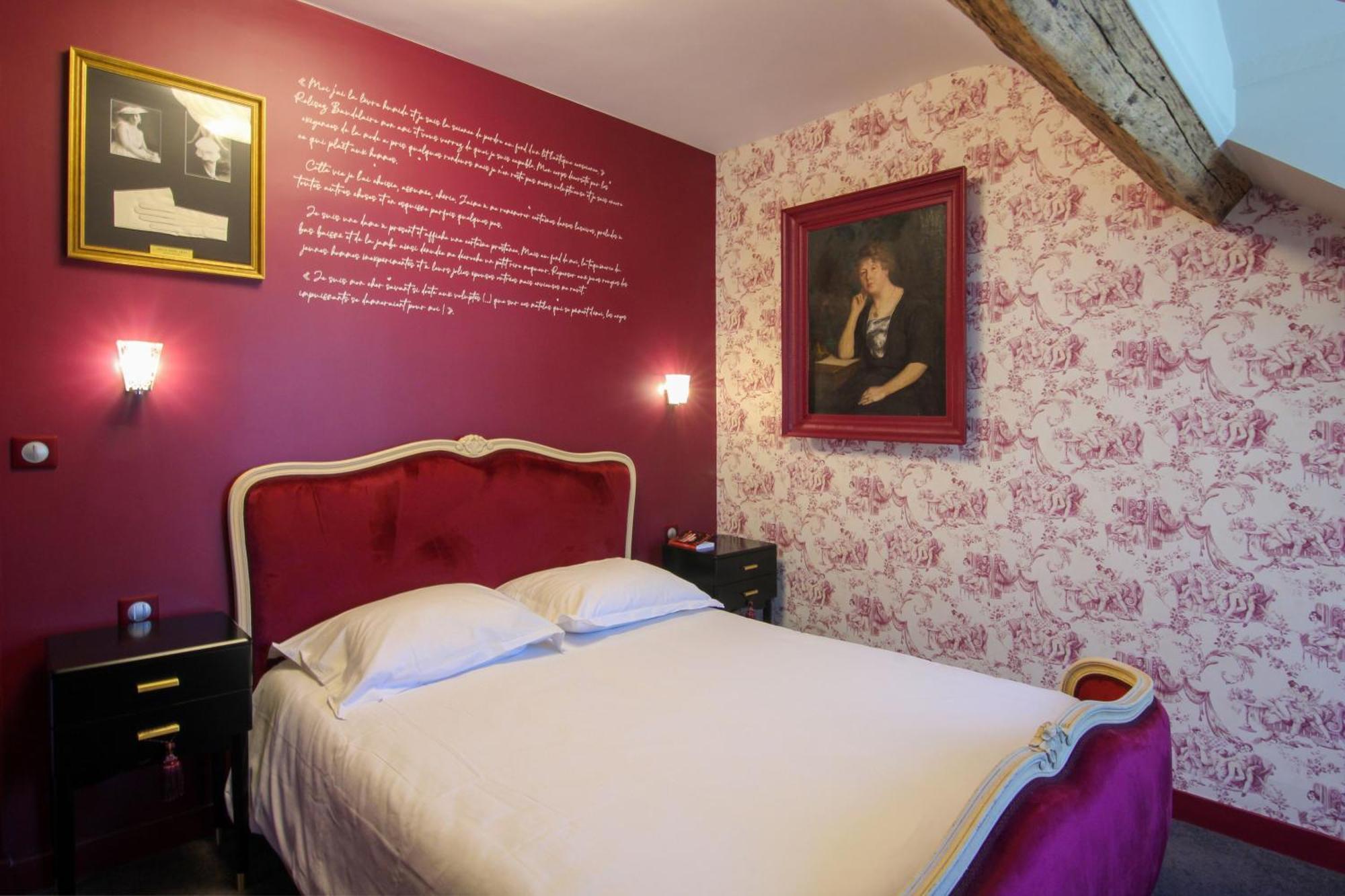 Chateau Du Bois Guibert Bonneval  Room photo